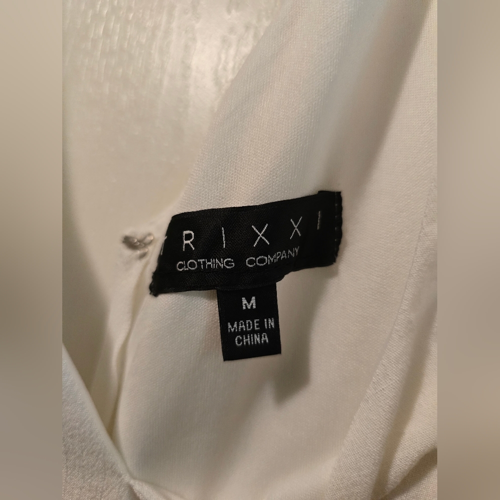 White Pleated V-Neck Sundress for Weddings - Picture 2 of 3